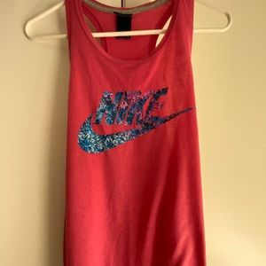 Nike pink workout sleeveless shirt